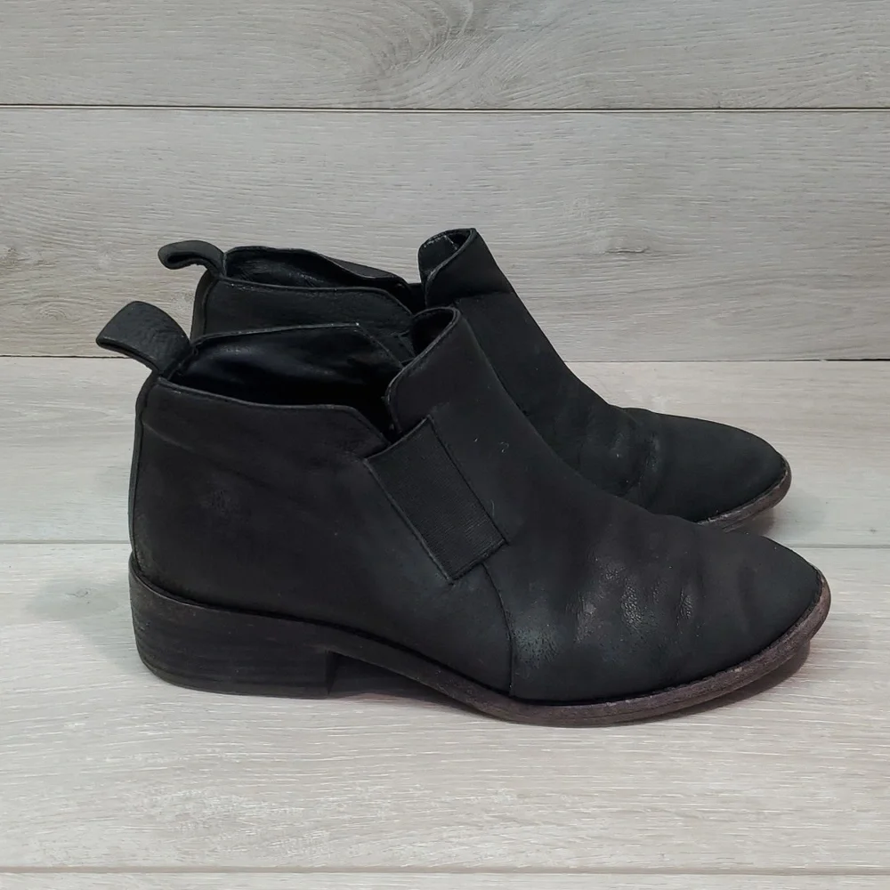 Eileen Fisher Women Ankle Leather Heels Boots shoes sz 6